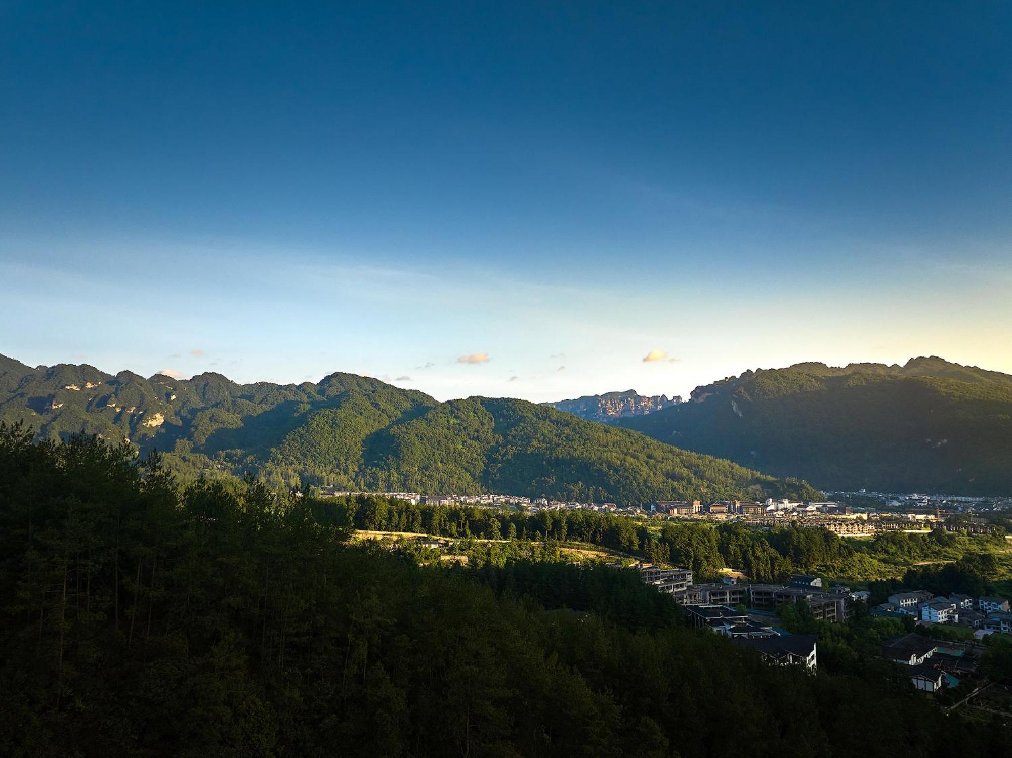 Zhangjiajie Utopia Hotel--Free One Way Pick Up Service Over 2 Nights 외부 사진
